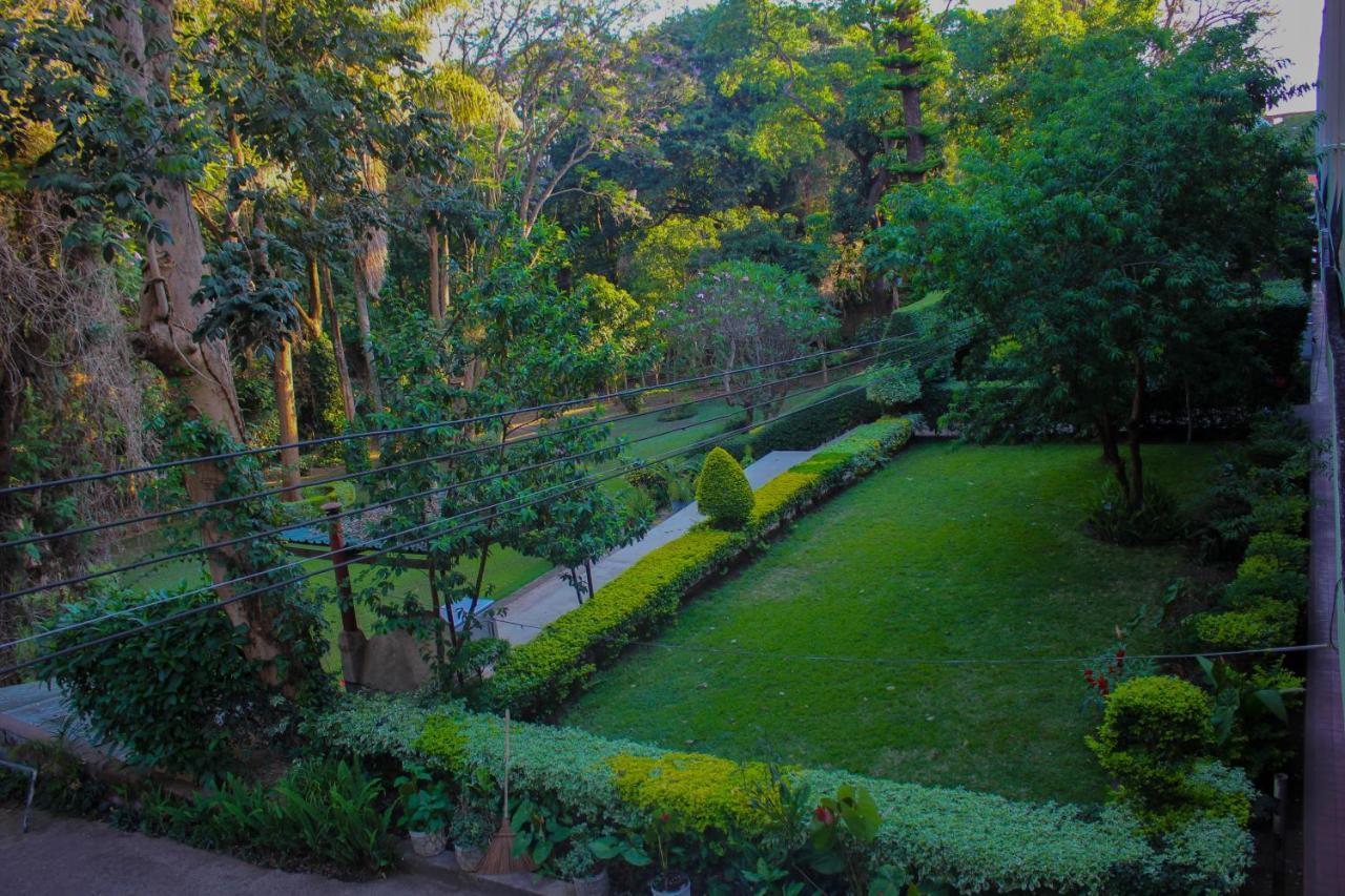 Equator Hotel Arusha Exterior photo