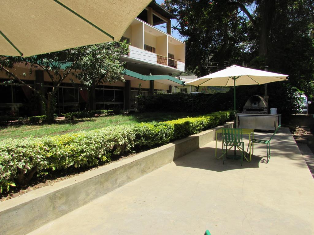 Equator Hotel Arusha Exterior photo